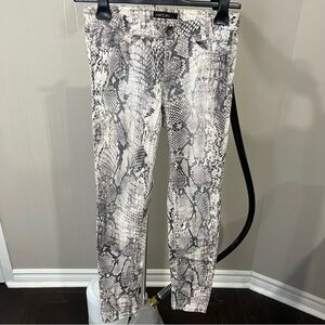 Cambio 4- White Snakeskin Print- skinny, stretch, LIKE NEW